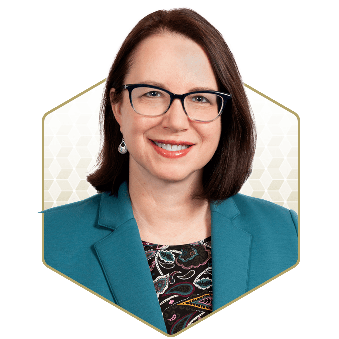 headshot of C Thomas 